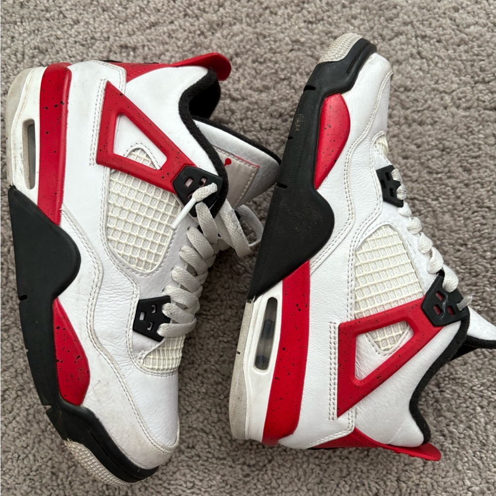 Kids Jordan 4 red cements